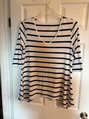 just be Black & White Striped V-Neck Tunic